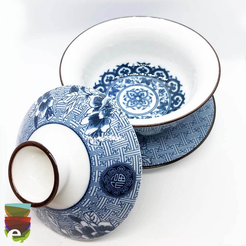 Tazza da tè bianca e blu 2